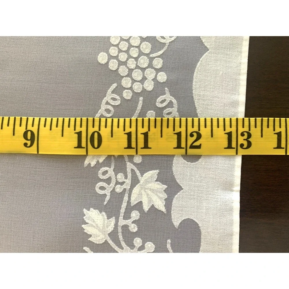 Unbranded Grape Vine‎ Placemats Set of 3 Grey White Scalloped Edge Home Decor